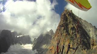 Le tour du MontBlanc en parapente de La Mouette [upl. by Caniff973]