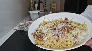 Delicious Spaghetti Carbonara Recipe for Beginners [upl. by Marissa]