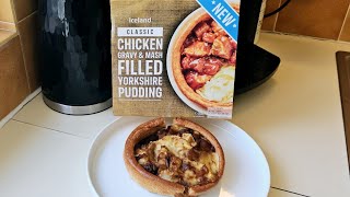 NEW Chicken Gravy amp Mash Filled YORKSHIRE PUDDING Review [upl. by Enrak]