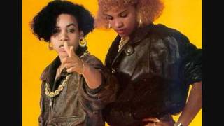 Salt n Pepa Push it LYRICS [upl. by Rufford]