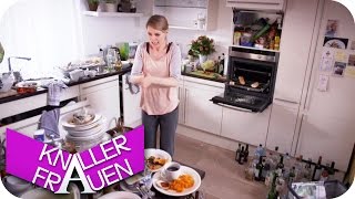 Aufräumen  Knallerfrauen mit Martina Hill  Die 3 Staffel in SAT1 [upl. by Audi780]