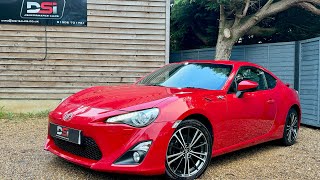 2012 Toyota GT86  WALK AROUND [upl. by Berriman]