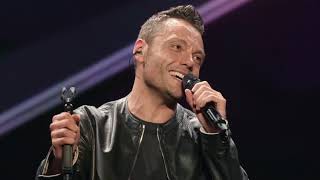 Tiziano Ferro  Lultima notte al mondo Live  San Siro 2015 [upl. by Lectra]