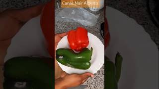 Como conservar os pimentos por mais tempo youtubeshorts youtuberangolana diy cozinha [upl. by Crabb]