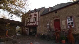 Das Romantik Hotel Schloss Rheinfels im Herbst [upl. by Lissy678]