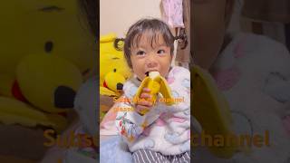 Eating banana subscribemychannel funny cutebaby viralshorts fypシ゚viral [upl. by Aziaf]