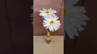 Handmade Giant Crepe paper Daisy flower without using glue gun paperflowersshortsPaperSaiarts [upl. by Ariajaj]