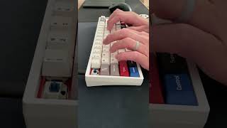 Hmx Xinhai  Kbd67 Lite  FR4  Typing Test mechanicalkeyboard keyboardasmr keyboardsounds [upl. by Othilia]