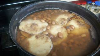 GORDITAS EN FRIJOLES DE LA OLLA Y CHILES JALAPEÑOS RELLENOS  Lorena Lara [upl. by Nonaihr]