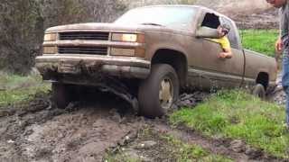 1998 Chevy Silverado K1500 Z71 Mud Riding [upl. by Pascia941]