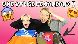 ♡• ON OUVRE UNE VALISE DE CADEAUX •♡ [upl. by Yelrihs347]