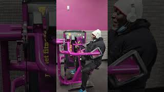 The old man training the Shoulder using lateral raise machine at Planet Fitnessthe old man gym [upl. by Odiug]