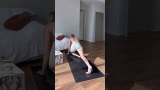 😍 Yoga With Anna 😍 Relaxing Yoga Flow with Friends 🧘‍♀️👍📨 Deep Stretch amp Relaxation yoga shorts [upl. by Blaze]