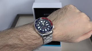 4K Review Seiko Diver SKX009J Unboxing 2018 [upl. by Yrrak]