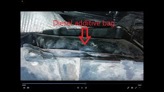 Replacing ELOYS diesel additive in Citroen C4 Grand Picasso [upl. by Beckman]