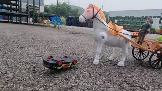 How horse helps a mini carmini Rc car  educational video story videotoys bayroo helpful horse [upl. by Ardnuahs]