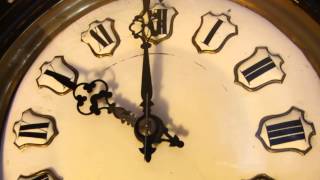 horloge quotoeil de boeufquot  sonnerie [upl. by Aicil]