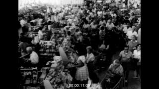 PanicBuying During the Cuban Missile Crisis 1962  Film 1091964 [upl. by Aroc]