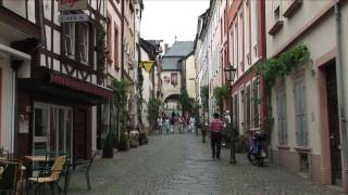 Bernkastel Kues Weinort an der Mosel  Deutschland  Burg Landshut  Reisebericht [upl. by Amik]