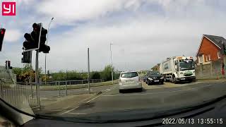 Tesco Delivery Driver in Wrong Lane at Junction [upl. by Anyalram]