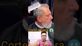 Truco con tijera😱🔥 barbershop barberias barber barberia barberiaprofesional barbero tutorial [upl. by Alihet]