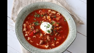 Den Nemmeste Oksekødssuppe  Nem Aftensmad  One Kitchen DK [upl. by Beverley]