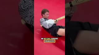 JiuJitsu dövüşçüleri beyzbol sopası kırabilir mi shorts [upl. by Ynomrah839]