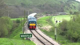 UK Swanage Railway Diesel Gala 2016 Peak Class 46 D182 46045 arrives at Norden [upl. by Ednargel606]