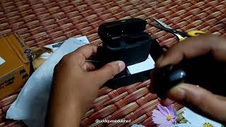 Unboxing of my new wireless microphone [upl. by Esac]