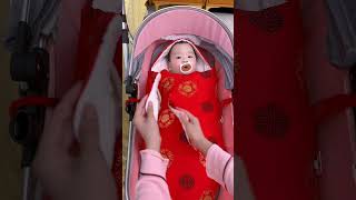 Newborn baby blanket the baby is wrapped in red blanket just after birth shorts trending viral [upl. by Ha26]