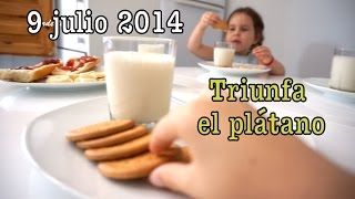 Bebé 5 meses primer sabor diferente 9 julio VLOGS DIARIOS VERANO 2014 [upl. by Millwater]