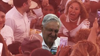 AMLO hace lo que NUNCA IMAGINASTE ver en un presidente de México [upl. by Esmerelda869]