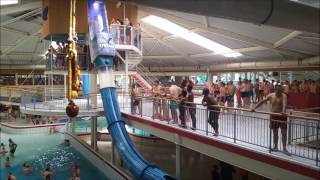 Tikibad in Duinrell Holland  Das Mega Freizeitbad mit 16 Wasserrutschen  1 KM Rutschen [upl. by Ecnerrat]