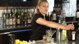 How to mix the Italian Lemon Drop Cocktail [upl. by Renelle]