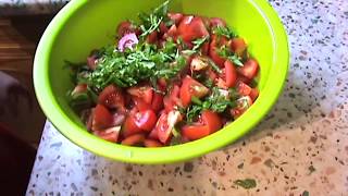 Tomatensalat Schnell Einfach Lecker [upl. by Norse]