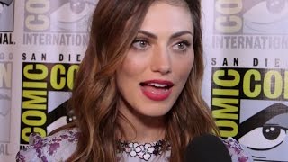 Phoebe Tonkin Interview quotThe Originalsquot Interview  Comic Con 2016 [upl. by Suirradal]