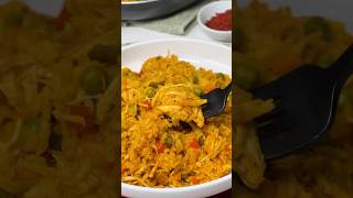 Arroz con pollo ❤️ arroz arrozconpollo pollo arrozcasero recetascaseras recetasfaciles [upl. by Edith]