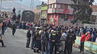 Hoy cerrado Portal de Usme Bogotá no hay servicio de trasmilenio por paro de Camioneros Vía cerrada [upl. by Anuska544]