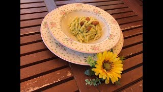 Cavatelli con pesto di zucchine [upl. by Deny]