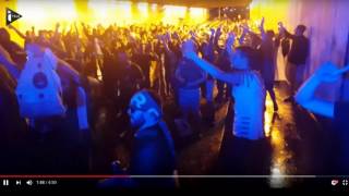 Euro2016  Les supporters irlandais font chanter la police [upl. by Hillell3]