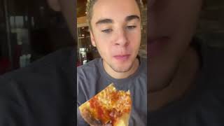 These pizza was better than I’d thought it’d be Mandolas cheese pizza review [upl. by Ttimme93]