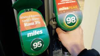 Gas station ⛽ in Tallinn  Circle K paying with card amp filling at the pump [upl. by Redman181]