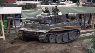 RC Modellbau Panzer und Kettenfahrzeuge Militärmodellbau [upl. by Jamal]