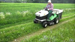 Etesia Rasenmäher Aufsitzmäher im Einsatz m original Sound [upl. by Jarlathus]