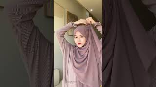 Tutorial pashmina anti nerawang tutorialhijab hijabstyle shortvideo like subscribe [upl. by Brenna]