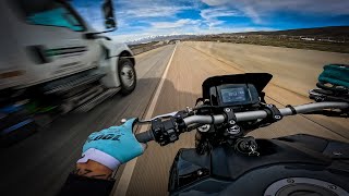 YAMAHA MT09 VS HIGHWAY [upl. by Odlamur]