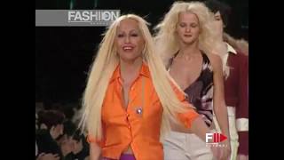 Versus Versace Fall Winter 20002001 Original Soundtrack Feat Gisele and Carmen Kass [upl. by Gersham]