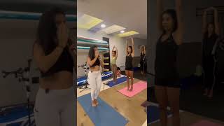 Yoga para relaxamento e alongamento [upl. by Nnil]