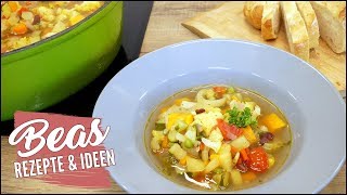 Minestrone Rezept  Gehaltvolle Gemüsesuppe kochen  Suppenklassiker [upl. by Harry]