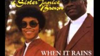 F C Barnes and Sister Janice Brown When it rains it pours 1982 [upl. by Modnarb]